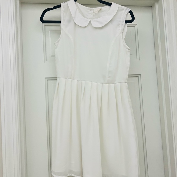 Frenchi Dresses & Skirts - Frenchi xs white dress in excellent condition!
